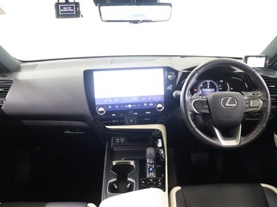 LEXUS NX - 4