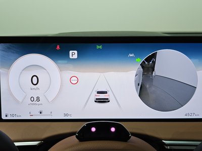 2024 Genesis GV70 thumbnail 11