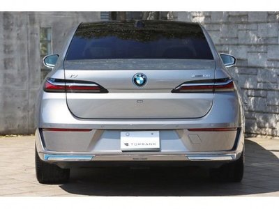 BMW I7 - 5