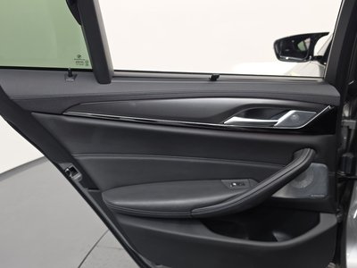 صورة مصغرة 15 لـ 2021 BMW M5
