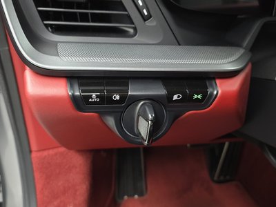2020 Porsche 911 — миниатюра 24
