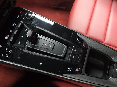 2020 Porsche 911 — миниатюра 12