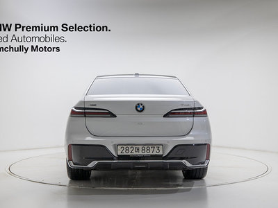 BMW 7 SERIES - 2