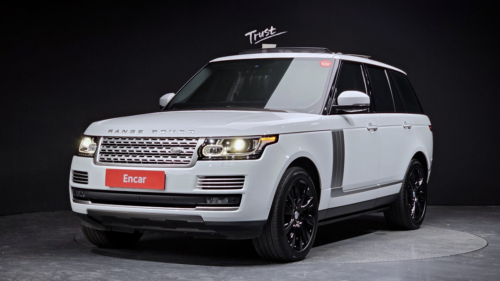 LAND ROVER RANGE ROVER - View 1