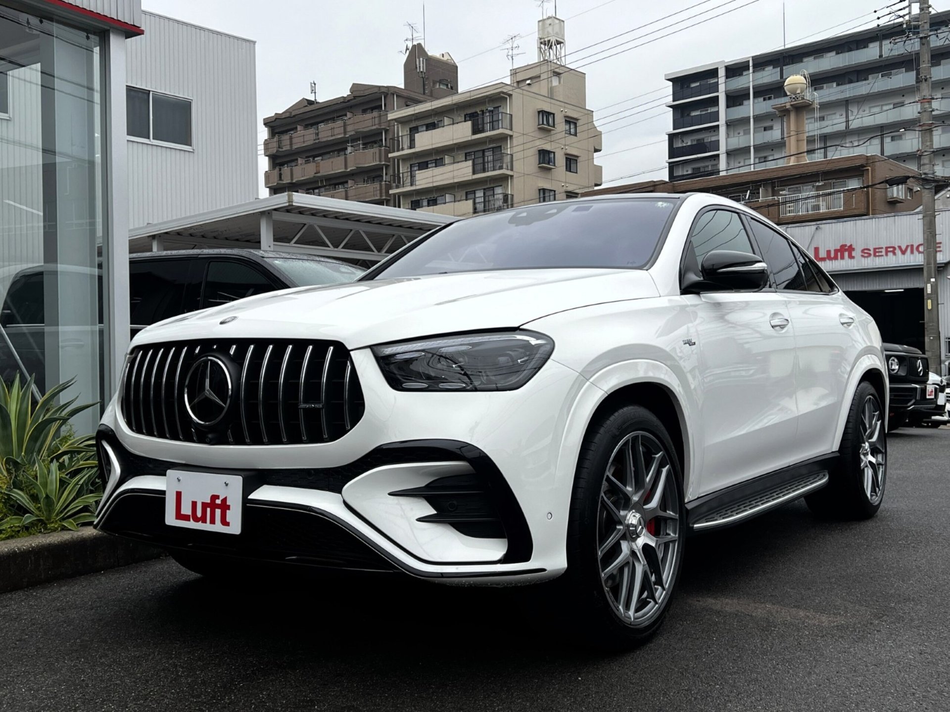 MERCEDES-BENZ GLE COUPE AMG - View 1