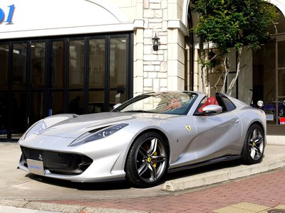 FERRARI 812 GTS