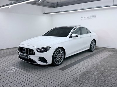 MERCEDES-BENZ E-CLASS - 1