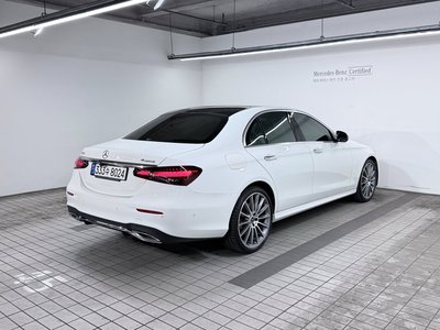 MERCEDES-BENZ E-CLASS - 4