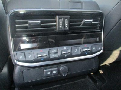 TOYOTA LAND CRUISER 300 - 7