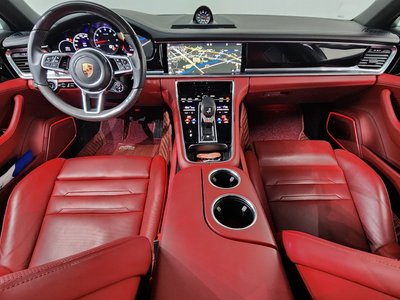 PORSCHE PANAMERA - 5