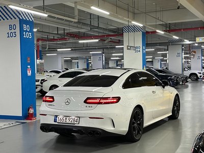 MERCEDES-BENZ E-CLASS - 3