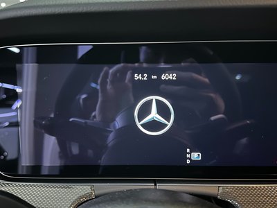 MERCEDES-BENZ E-CLASS - 8