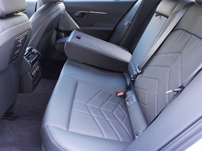 صورة مصغرة 54 لـ 2026 BMW 5 SERIES