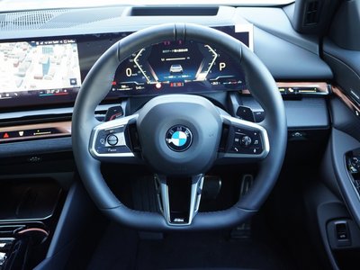صورة مصغرة 14 لـ 2026 BMW 5 SERIES