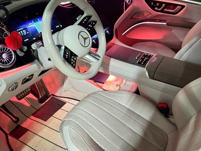 MERCEDES-BENZ EQS - 6