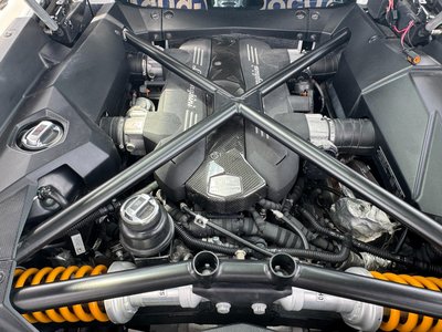2012 Lamborghini AVENTADOR 缩略图 38