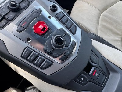 2012 Lamborghini AVENTADOR 缩略图 30