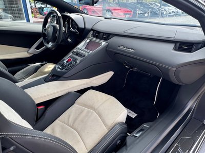 2012 Lamborghini AVENTADOR 缩略图 34