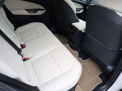 صورة مصغرة 51 لـ 2025 Lexus NX