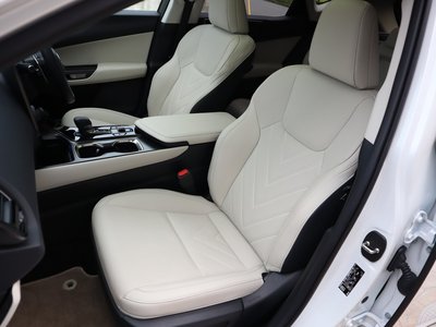 صورة مصغرة 52 لـ 2025 Lexus NX