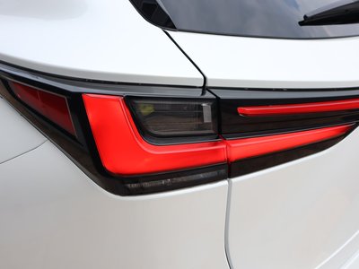 صورة مصغرة 75 لـ 2025 Lexus NX