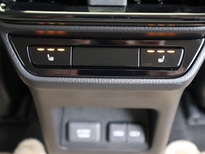 صورة مصغرة 32 لـ 2025 Lexus NX