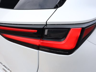 صورة مصغرة 76 لـ 2025 Lexus NX