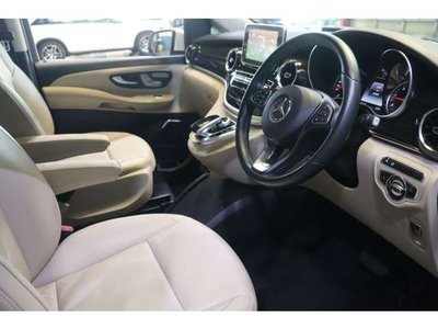MERCEDES-BENZ V-CLASS - 7