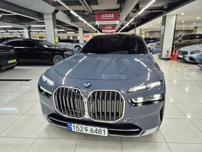 BMW 7 SERIES - 1