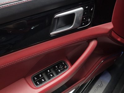 2018 Porsche PANAMERA 缩略图 26