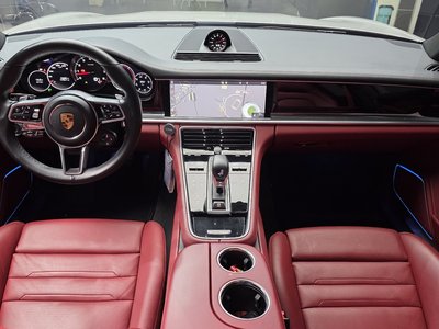PORSCHE PANAMERA - 5
