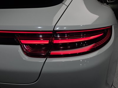 PORSCHE PANAMERA - 10