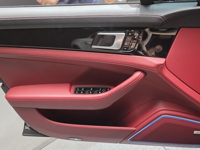 2018 Porsche PANAMERA 缩略图 14