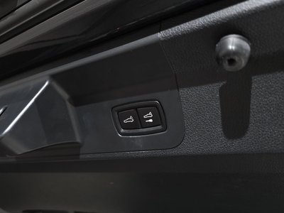 2018 Porsche PANAMERA 缩略图 30