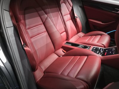 2018 Porsche PANAMERA 缩略图 17