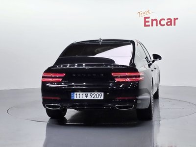 GENESIS G80 (RG3) - 3