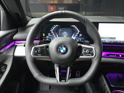 صورة مصغرة 19 لـ 2025 BMW 5 SERIES