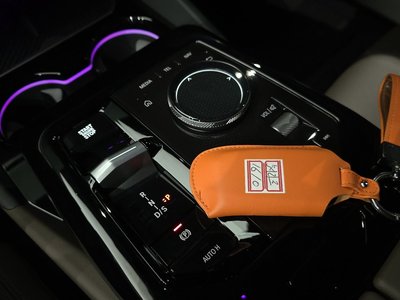 صورة مصغرة 12 لـ 2025 BMW 5 SERIES