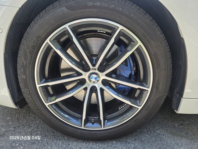 BMW 5 SERIES - 6