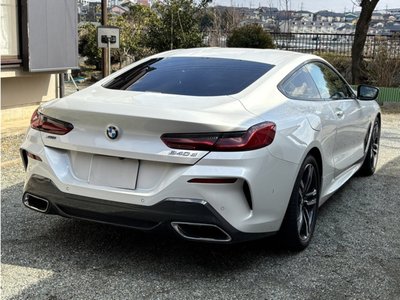 BMW 8 SERIES - 2
