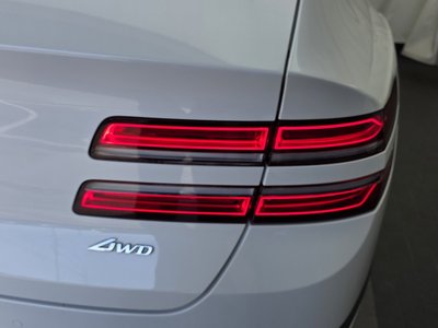 GENESIS GV80 - 10