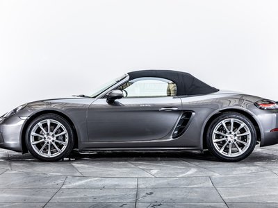 صورة 7 لـ 2016 Porsche 718