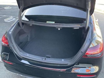 MERCEDES-BENZ E-CLASS - 8