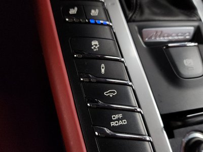 صورة مصغرة 18 لـ 2020 Porsche MACAN