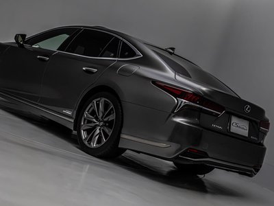 صورة مصغرة 30 لـ 2018 Lexus LS