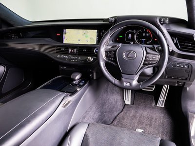 صورة مصغرة 34 لـ 2018 Lexus LS