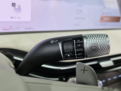 2024 Genesis G80 (RG3) thumbnail 28