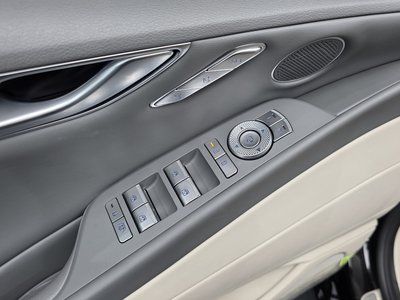 2024 Genesis G80 (RG3) thumbnail 30