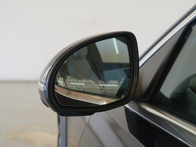 MERCEDES-BENZ C-CLASS - 6