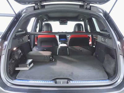 2025 Mercedes-BENZ GLC — миниатюра 32